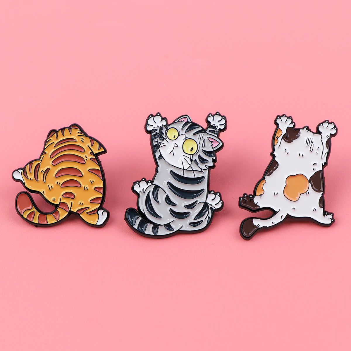 Cute Cat Enamel Pin Kawaii Animal Brooch Pines Lapel Pins Badge on Backpack Clothing Accessories Fashion Jewelry Christmas Gifts