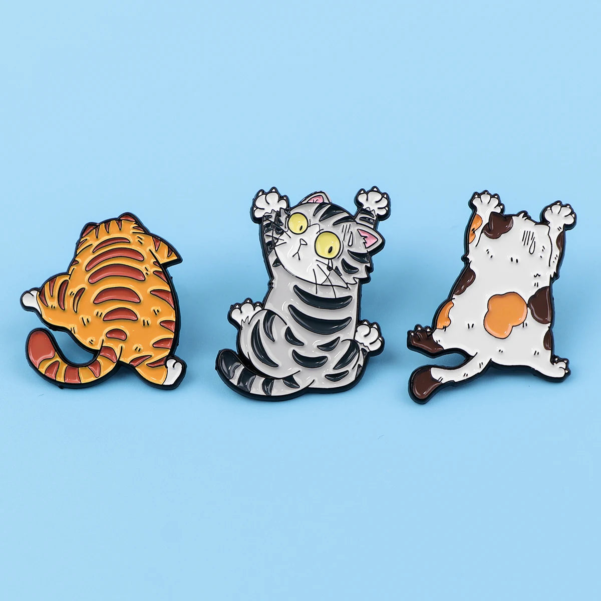 Cute Cat Enamel Pin Kawaii Animal Brooch Pines Lapel Pins Badge on Backpack Clothing Accessories Fashion Jewelry Christmas Gifts