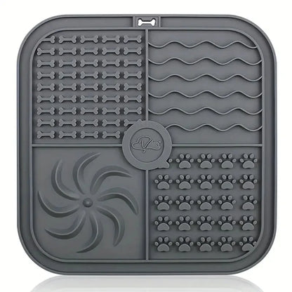 Silicone Slow Feeder Mat for Dogs – Lick Pad & Bathing Distraction Plate